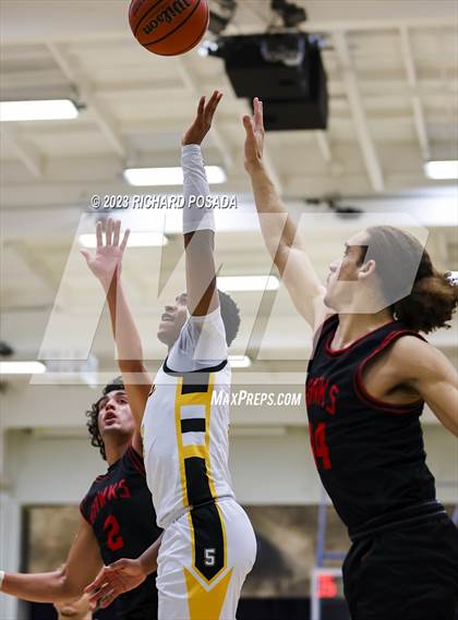 Thumbnail 2 in Edison vs. Centennial photogallery.