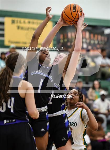 Thumbnail 3 in Hillsboro vs. Nolensville (TSSAA Region 6-4A Semifinal) photogallery.
