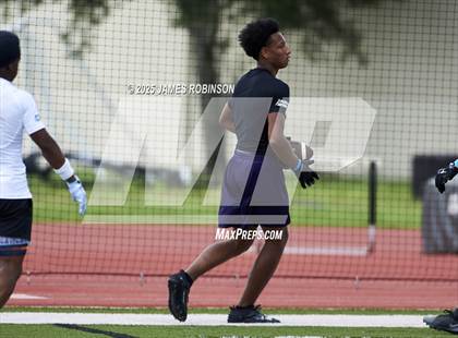 Thumbnail 2 in Columbia High vs Andrew Jackson (Jaguars Prep Nike 11-On 7v7) photogallery.