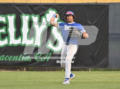 Thumbnail 2 in Etiwanda vs. Bishop Gorman (National Classic) photogallery.