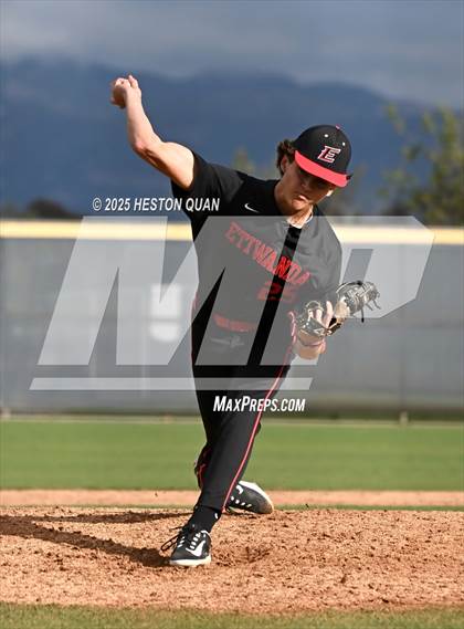 Thumbnail 1 in Etiwanda vs. Bishop Gorman (National Classic) photogallery.