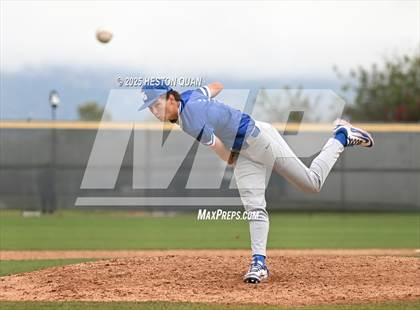 Thumbnail 2 in Etiwanda vs. Bishop Gorman (National Classic) photogallery.