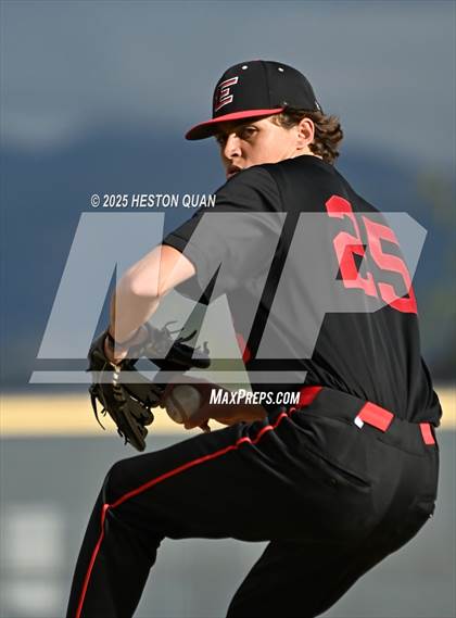 Thumbnail 1 in Etiwanda vs. Bishop Gorman (National Classic) photogallery.