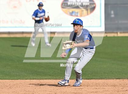 Thumbnail 2 in Etiwanda vs. Bishop Gorman (National Classic) photogallery.
