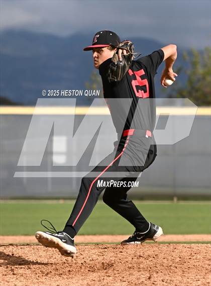 Thumbnail 2 in Etiwanda vs. Bishop Gorman (National Classic) photogallery.