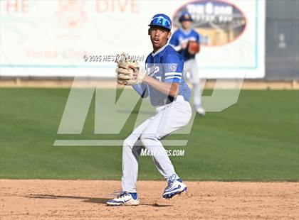 Thumbnail 1 in Etiwanda vs. Bishop Gorman (National Classic) photogallery.