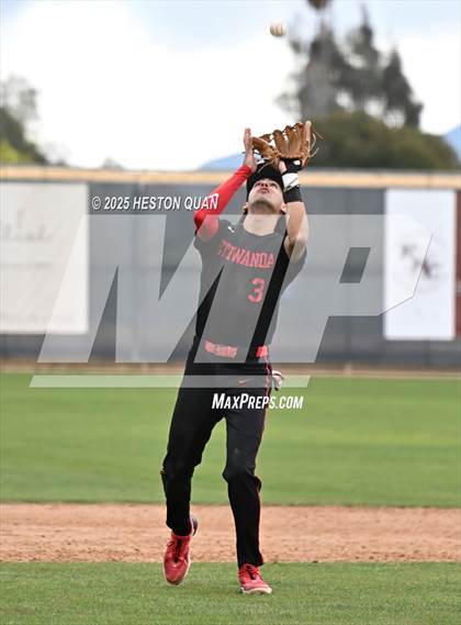 Thumbnail 1 in Etiwanda vs. Bishop Gorman (National Classic) photogallery.