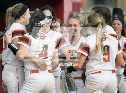 Thumbnail 2 in Shepard v Richards (IHSA 4A Regional Final) photogallery.