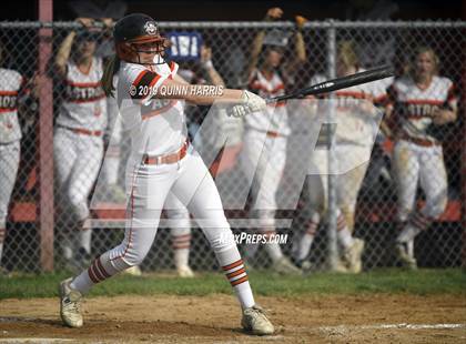 Thumbnail 3 in Shepard v Richards (IHSA 4A Regional Final) photogallery.