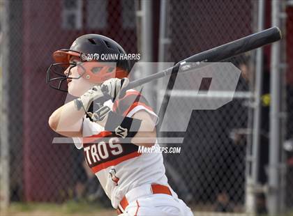 Thumbnail 2 in Shepard v Richards (IHSA 4A Regional Final) photogallery.