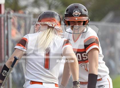 Thumbnail 2 in Shepard v Richards (IHSA 4A Regional Final) photogallery.