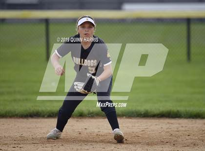 Thumbnail 3 in Shepard v Richards (IHSA 4A Regional Final) photogallery.