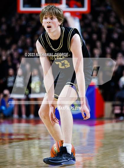 Thumbnail 3 in Lincoln Southeast vs. Gretna (NSAA Class A Quarterfinal) photogallery.