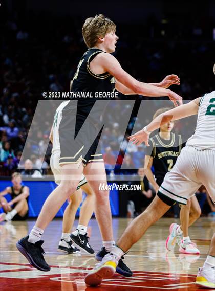 Thumbnail 1 in Lincoln Southeast vs. Gretna (NSAA Class A Quarterfinal) photogallery.