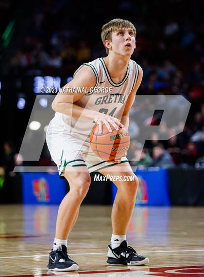 Thumbnail 1 in Lincoln Southeast vs. Gretna (NSAA Class A Quarterfinal) photogallery.