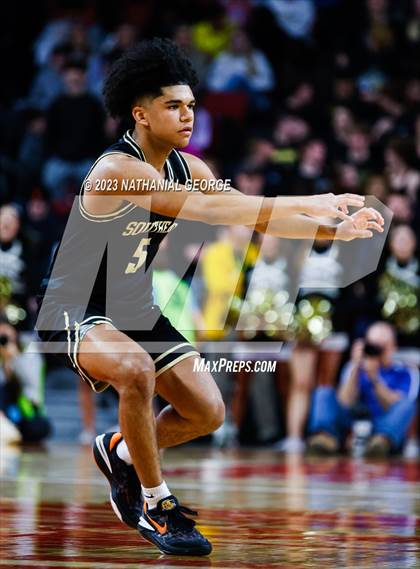 Thumbnail 3 in Lincoln Southeast vs. Gretna (NSAA Class A Quarterfinal) photogallery.