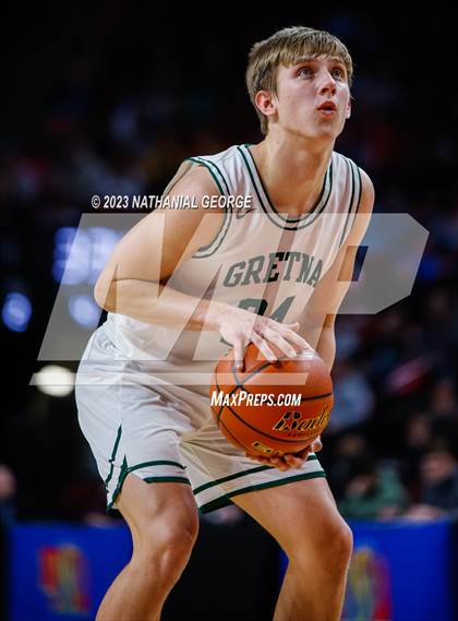 Thumbnail 2 in Lincoln Southeast vs. Gretna (NSAA Class A Quarterfinal) photogallery.