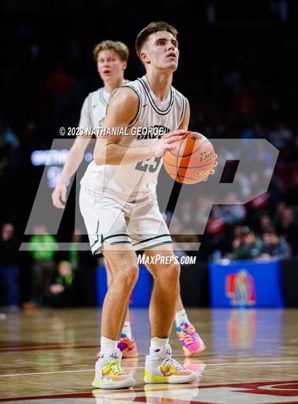 Thumbnail 3 in Lincoln Southeast vs. Gretna (NSAA Class A Quarterfinal) photogallery.