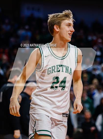 Thumbnail 3 in Lincoln Southeast vs. Gretna (NSAA Class A Quarterfinal) photogallery.