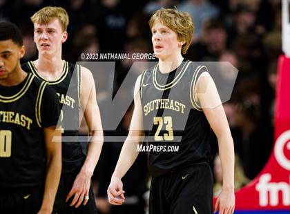 Thumbnail 3 in Lincoln Southeast vs. Gretna (NSAA Class A Quarterfinal) photogallery.