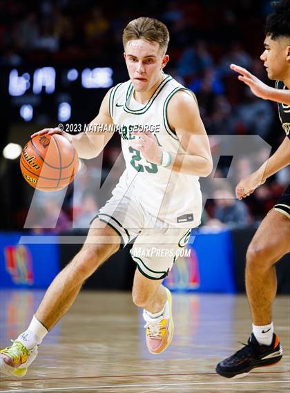 Thumbnail 2 in Lincoln Southeast vs. Gretna (NSAA Class A Quarterfinal) photogallery.