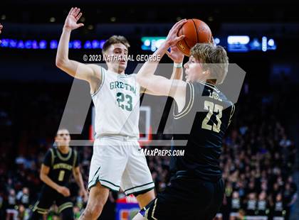 Thumbnail 3 in Lincoln Southeast vs. Gretna (NSAA Class A Quarterfinal) photogallery.