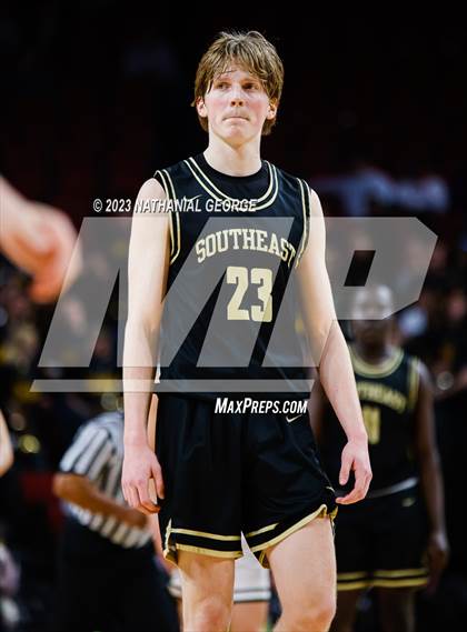 Thumbnail 3 in Lincoln Southeast vs. Gretna (NSAA Class A Quarterfinal) photogallery.