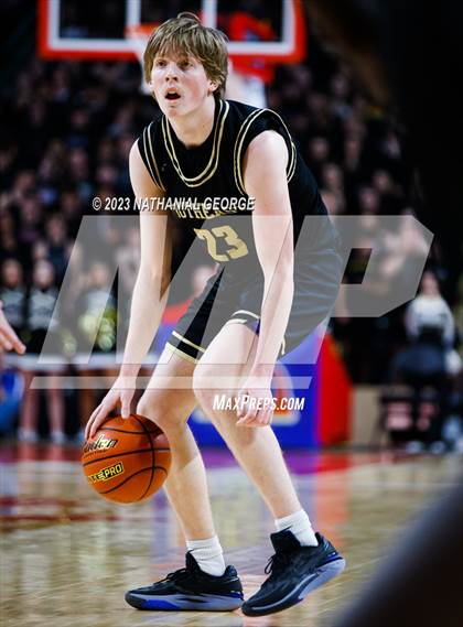 Thumbnail 2 in Lincoln Southeast vs. Gretna (NSAA Class A Quarterfinal) photogallery.