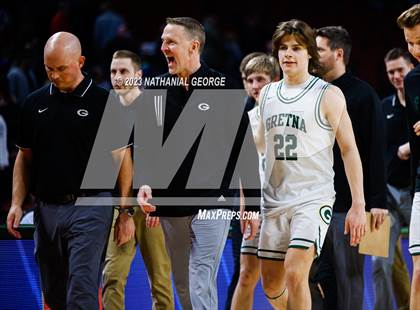 Thumbnail 2 in Lincoln Southeast vs. Gretna (NSAA Class A Quarterfinal) photogallery.