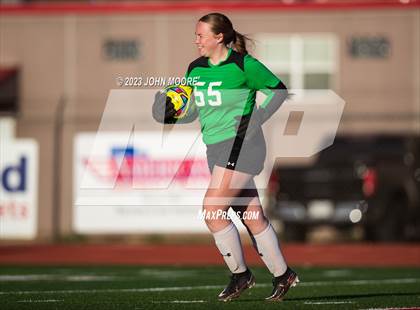 Thumbnail 3 in Amarillo vs. Coronado photogallery.