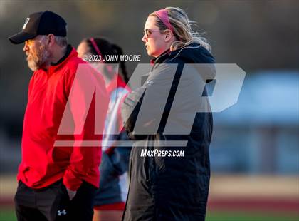 Thumbnail 1 in Amarillo vs. Coronado photogallery.