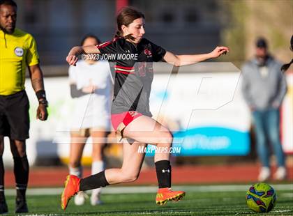Thumbnail 3 in Amarillo vs. Coronado photogallery.