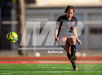 Thumbnail 1 in Amarillo vs. Coronado photogallery.