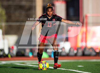 Thumbnail 2 in Amarillo vs. Coronado photogallery.