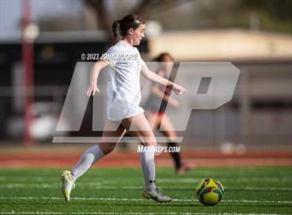 Thumbnail 3 in Amarillo vs. Coronado photogallery.