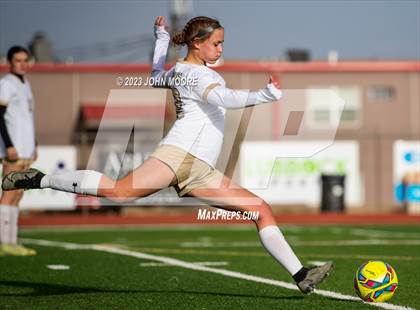 Thumbnail 2 in Amarillo vs. Coronado photogallery.