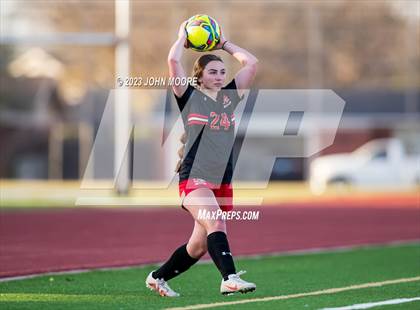 Thumbnail 3 in Amarillo vs. Coronado photogallery.