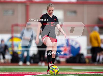 Thumbnail 2 in Amarillo vs. Coronado photogallery.