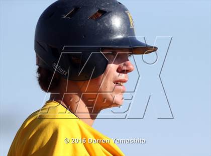 Thumbnail 1 in Kern Valley vs. Sierra (CIF CS D6 Final) photogallery.