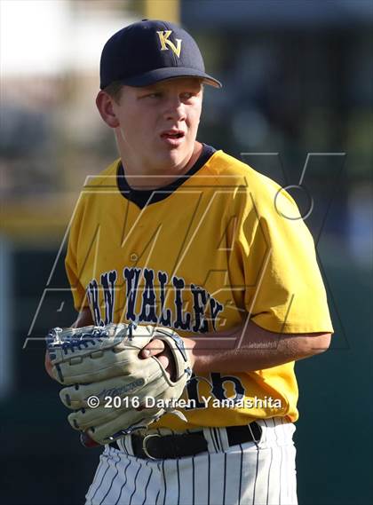 Thumbnail 3 in Kern Valley vs. Sierra (CIF CS D6 Final) photogallery.