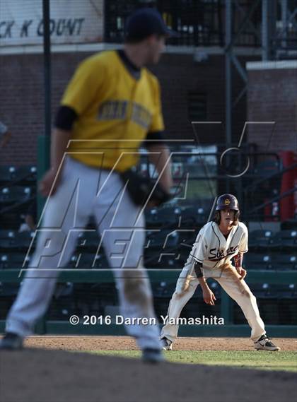Thumbnail 2 in Kern Valley vs. Sierra (CIF CS D6 Final) photogallery.