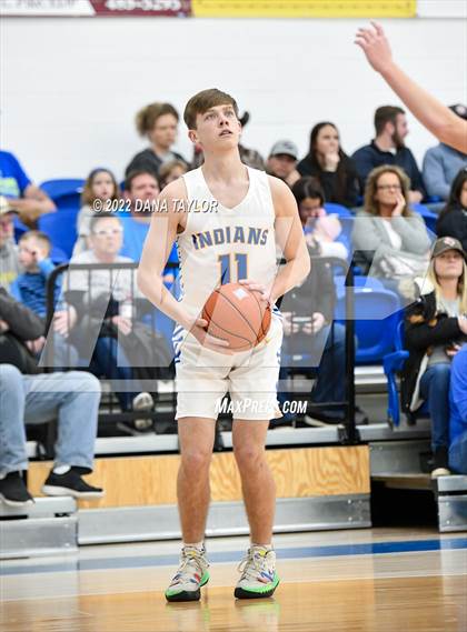 Thumbnail 3 in Huckabay vs. Three Way photogallery.