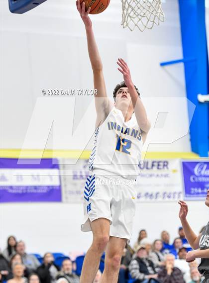 Thumbnail 3 in Huckabay vs. Three Way photogallery.