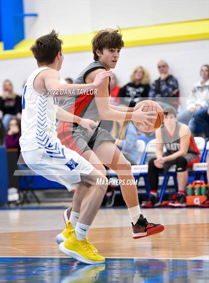 Thumbnail 3 in Huckabay vs. Three Way photogallery.
