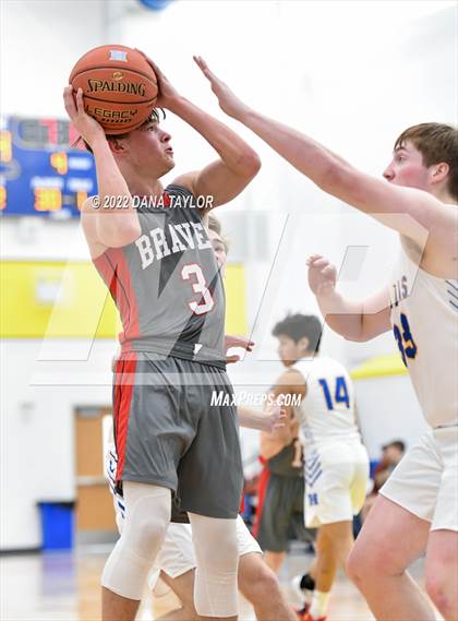 Thumbnail 3 in Huckabay vs. Three Way photogallery.