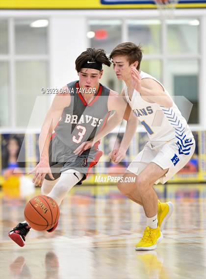 Thumbnail 2 in Huckabay vs. Three Way photogallery.