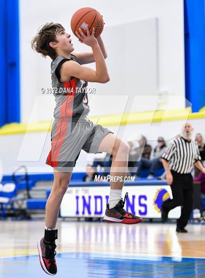 Thumbnail 2 in Huckabay vs. Three Way photogallery.