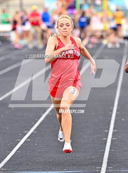 Thumbnail 2 in IHSAA Regional 3 (100 Meter) photogallery.