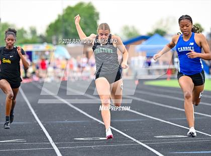Thumbnail 2 in IHSAA Regional 3 (100 Meter) photogallery.