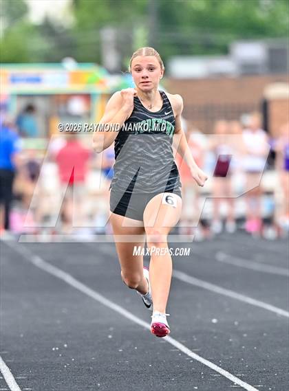Thumbnail 1 in IHSAA Regional 3 (100 Meter) photogallery.